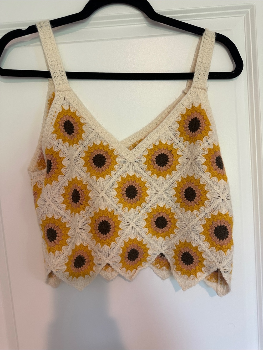 Altar'd State Crochet Sunflower Camisole — Cream & Mustard